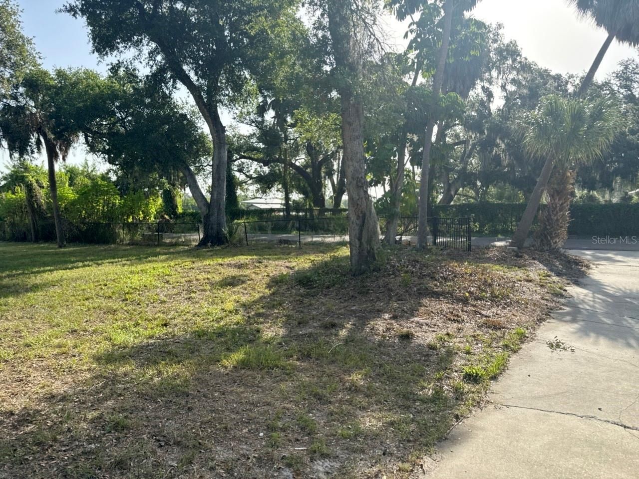 9901 Davis Street , Gibsonton, FL 33534 Photo