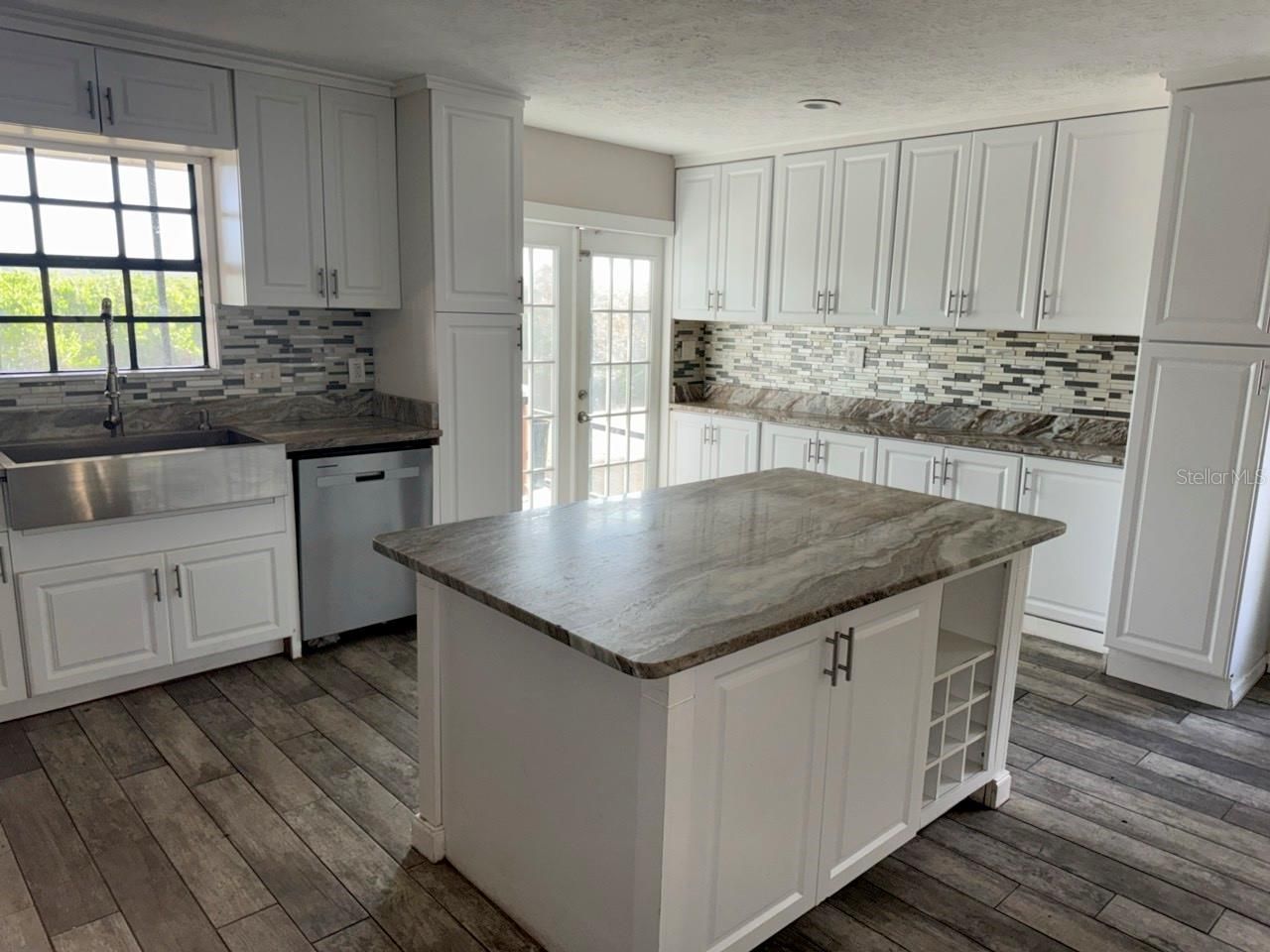 9901 Davis Street , Gibsonton, FL 33534 Photo