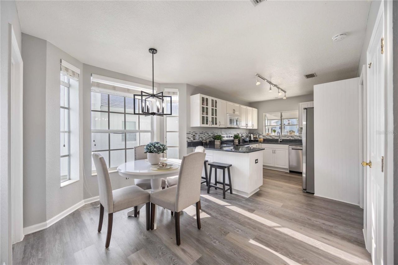 13951 Harbor View Drive , Seminole, FL 33776 Photo