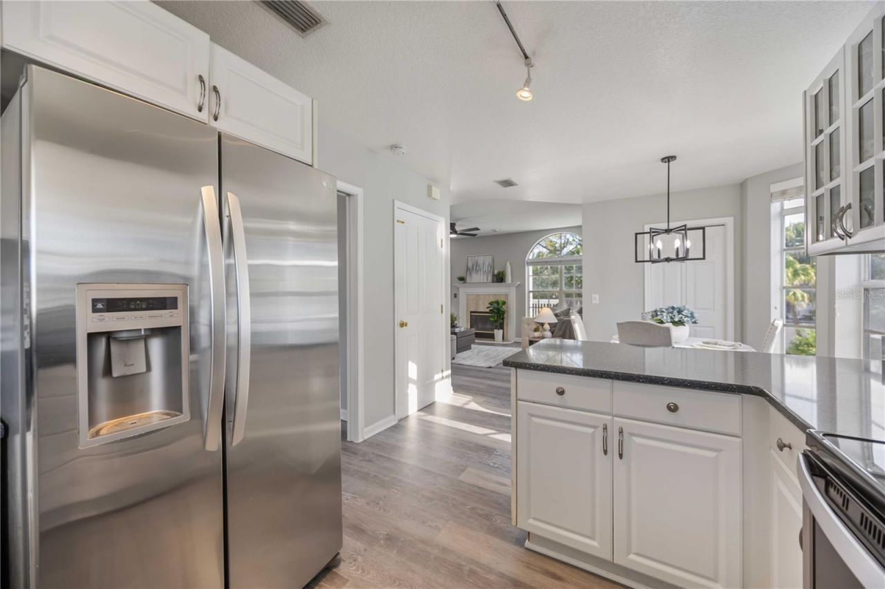 13951 Harbor View Drive , Seminole, FL 33776 Photo