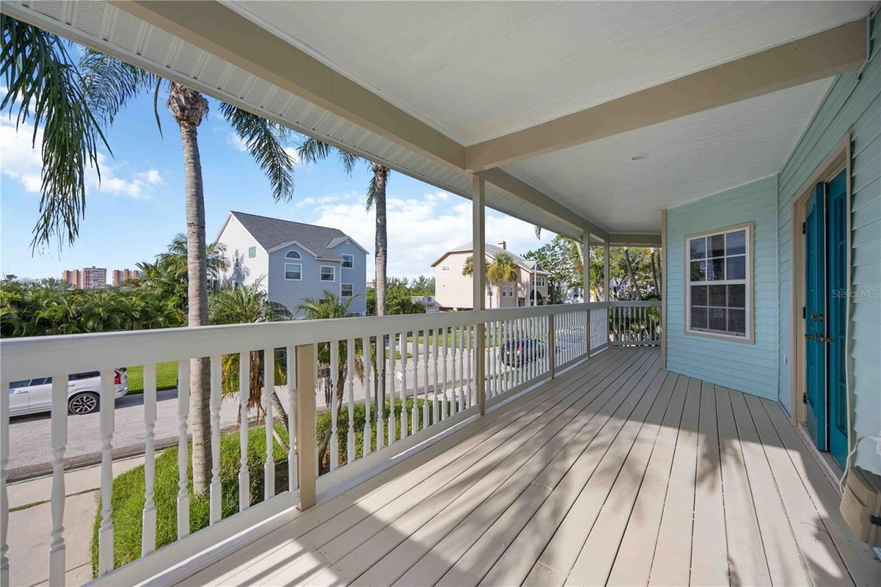 13951 Harbor View Drive , Seminole, FL 33776 Photo