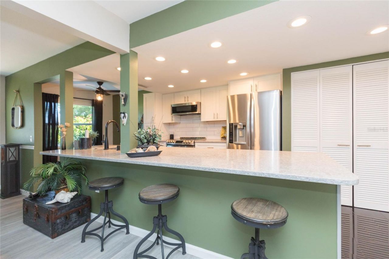 8423 Pebble Drive , Port Richey, FL 34668 Photo