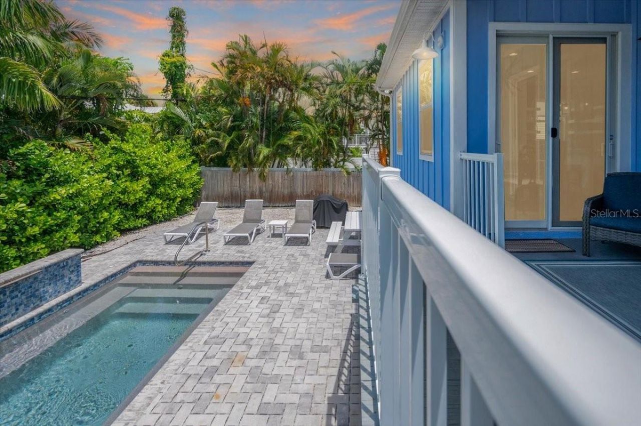 308 57th Street, Unit A & B, Bradenton Beach, FL 34217 Photo