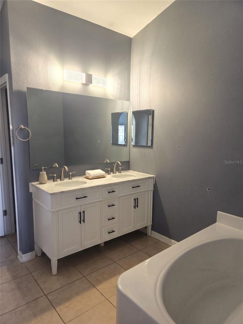 321 Lake Hills Lane, Eagle Lake, FL 33839 Photo