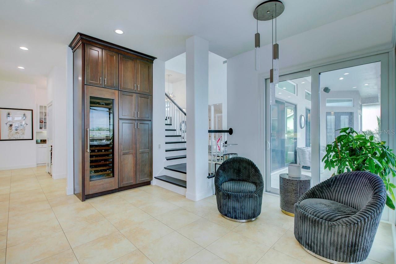 6113 Pasadena Point Boulevard, Gulfport, FL 33707 Photo