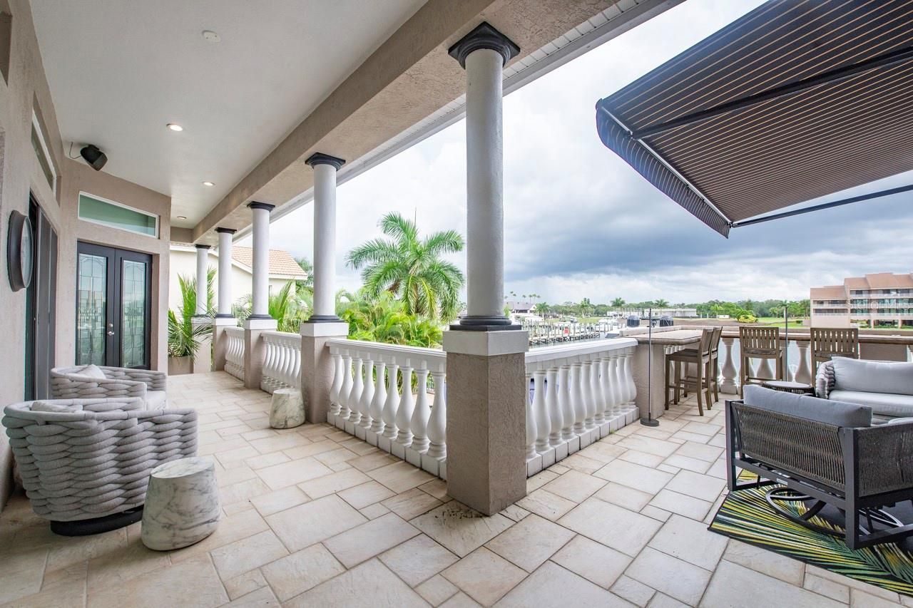6113 Pasadena Point Boulevard, Gulfport, FL 33707 Photo