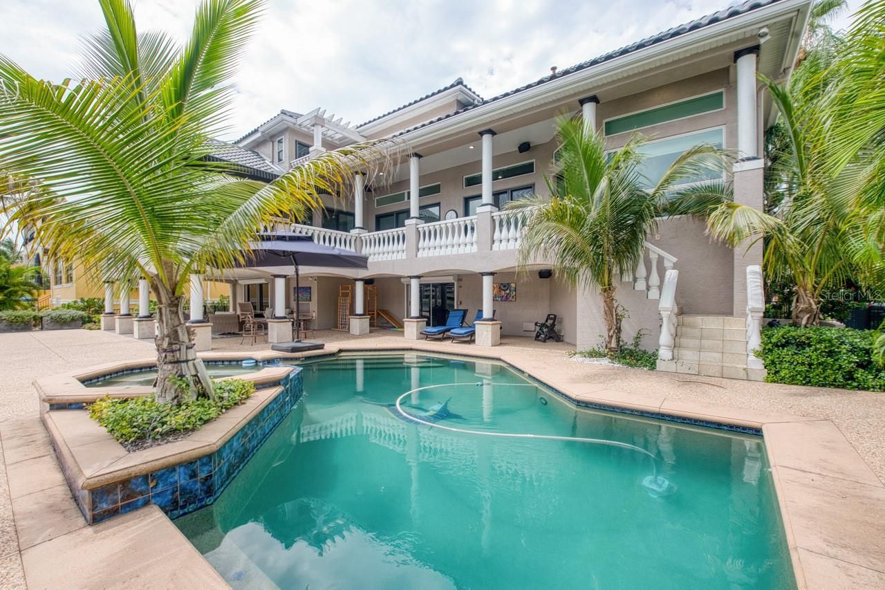6113 Pasadena Point Boulevard, Gulfport, FL 33707 Photo