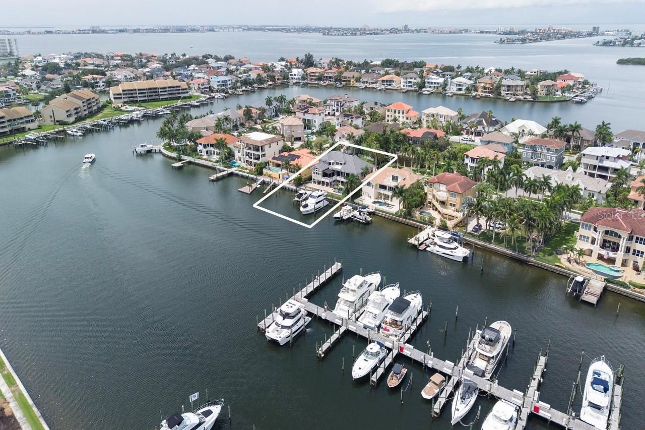 6113 Pasadena Point Boulevard, Gulfport, FL 33707 Photo