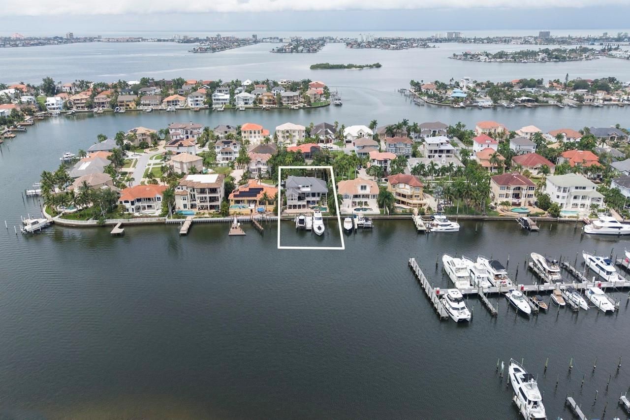 6113 Pasadena Point Boulevard, Gulfport, FL 33707 Photo