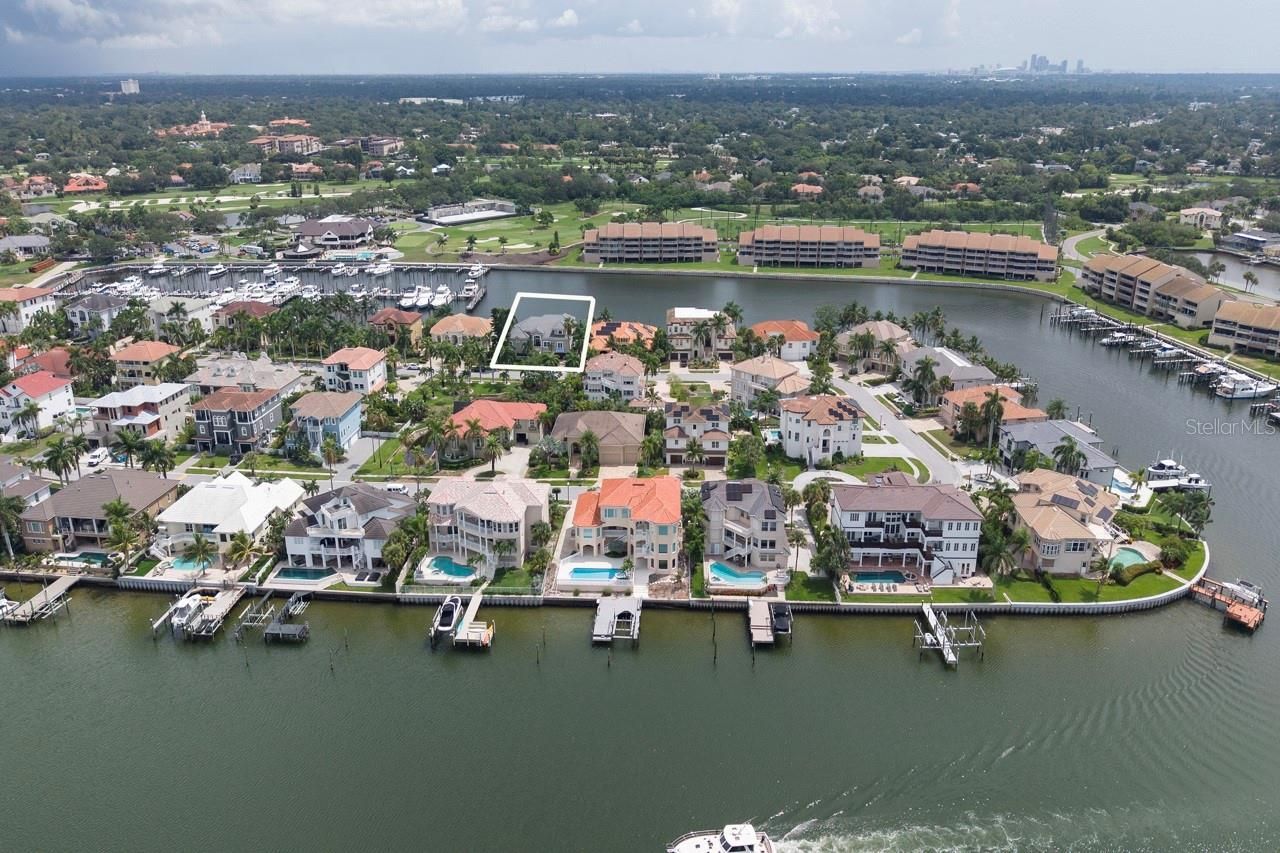 6113 Pasadena Point Boulevard, Gulfport, FL 33707 Photo