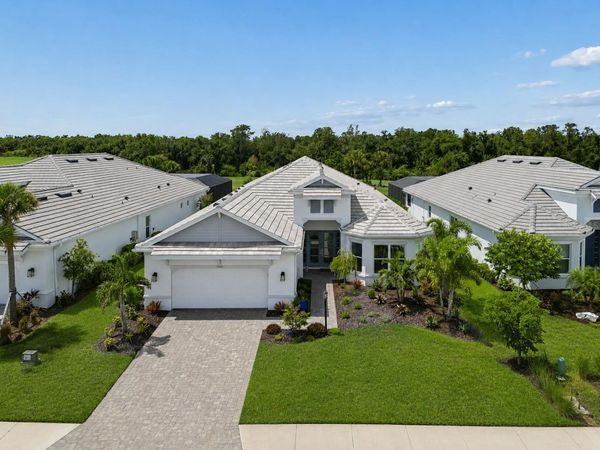 15424 SAN LAZZARO AVENUE, LAKEWOOD RANCH, FL 34211