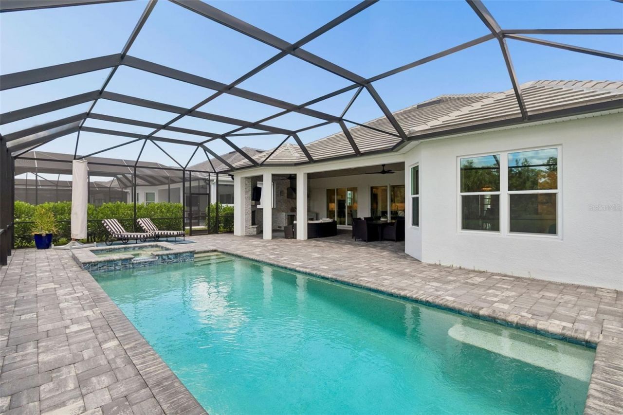 15424 San Lazzaro Avenue, Bradenton, FL 34211 Photo