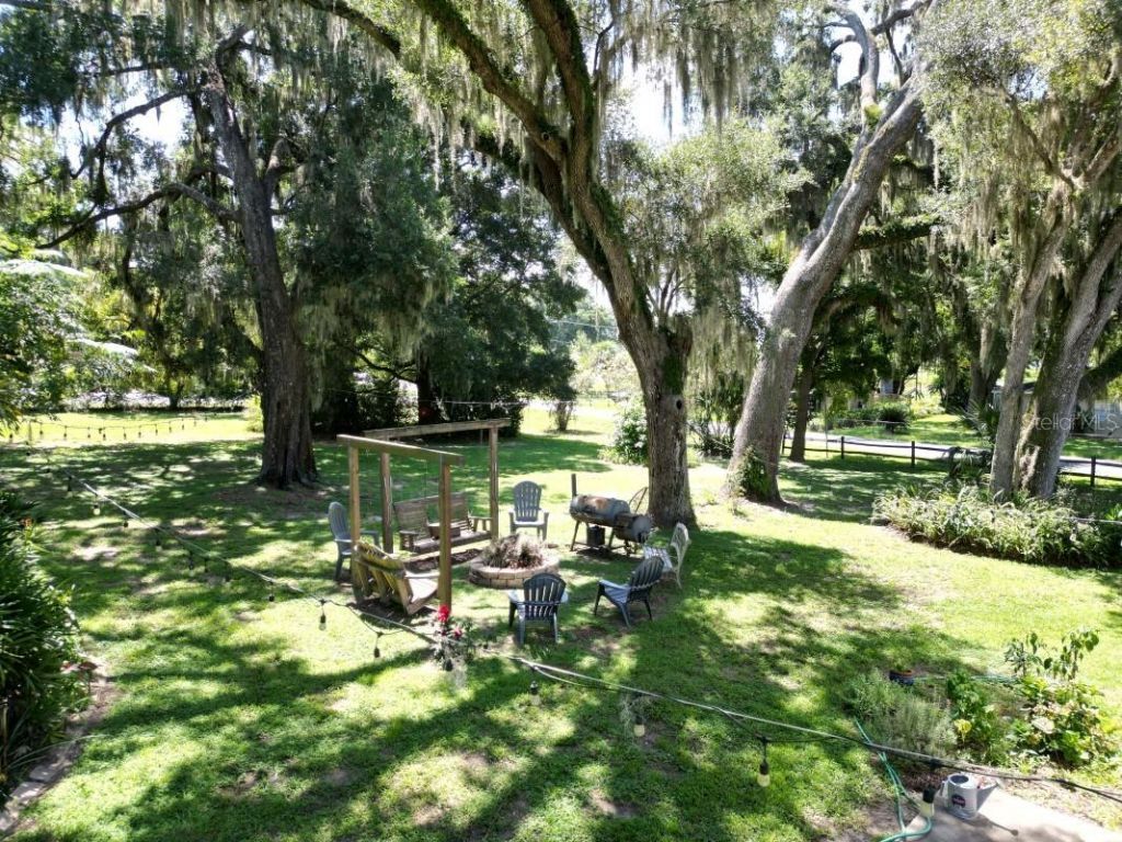 35833 Lakeshore Drive, Dade City, FL 33525 Photo