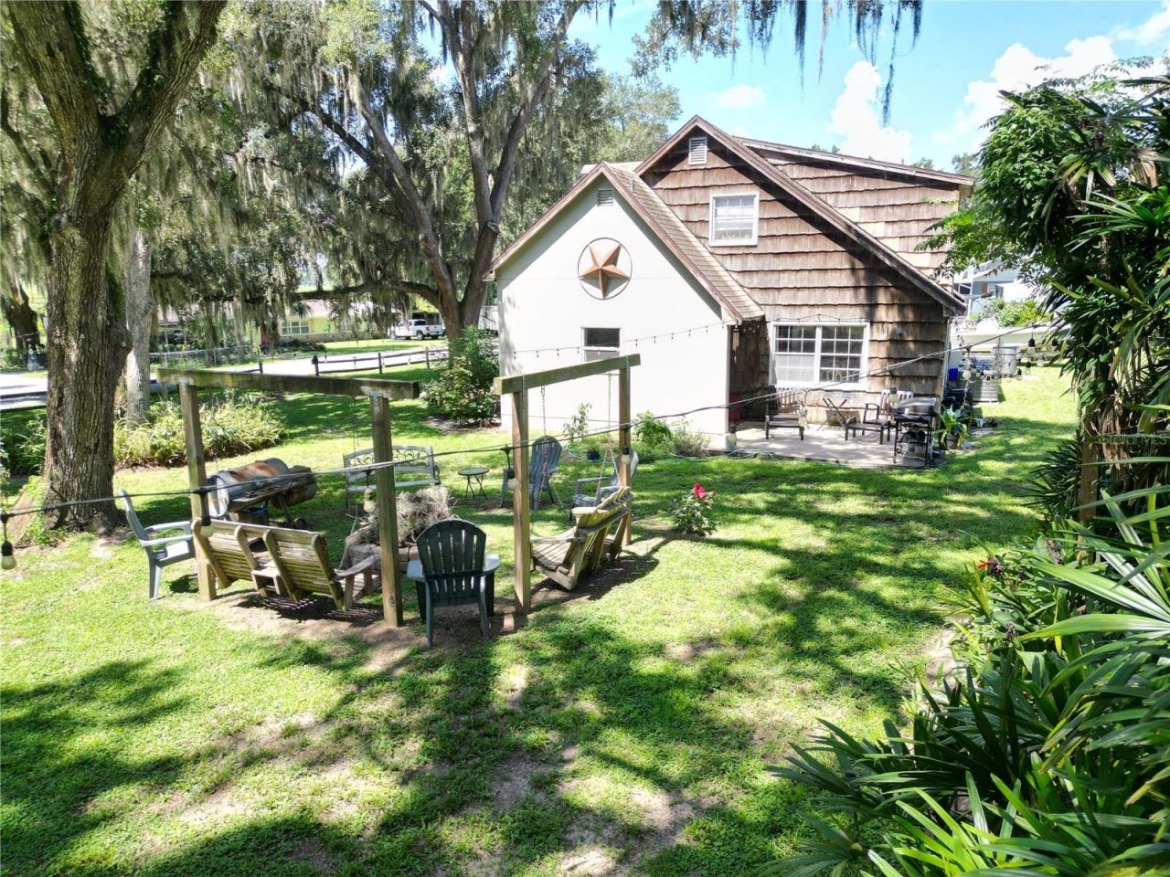 35833 Lakeshore Drive, Dade City, FL 33525 Photo