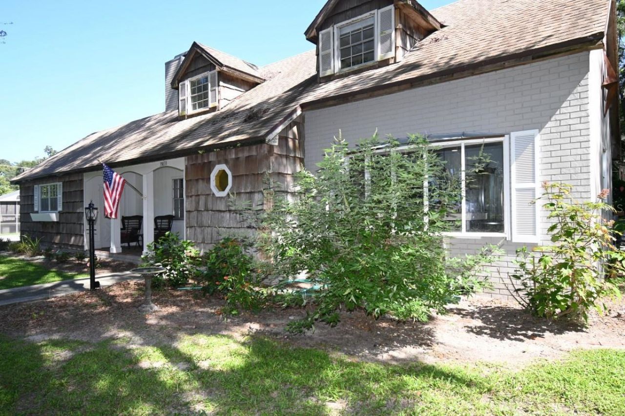 35833 Lakeshore Drive, Dade City, FL 33525 Photo