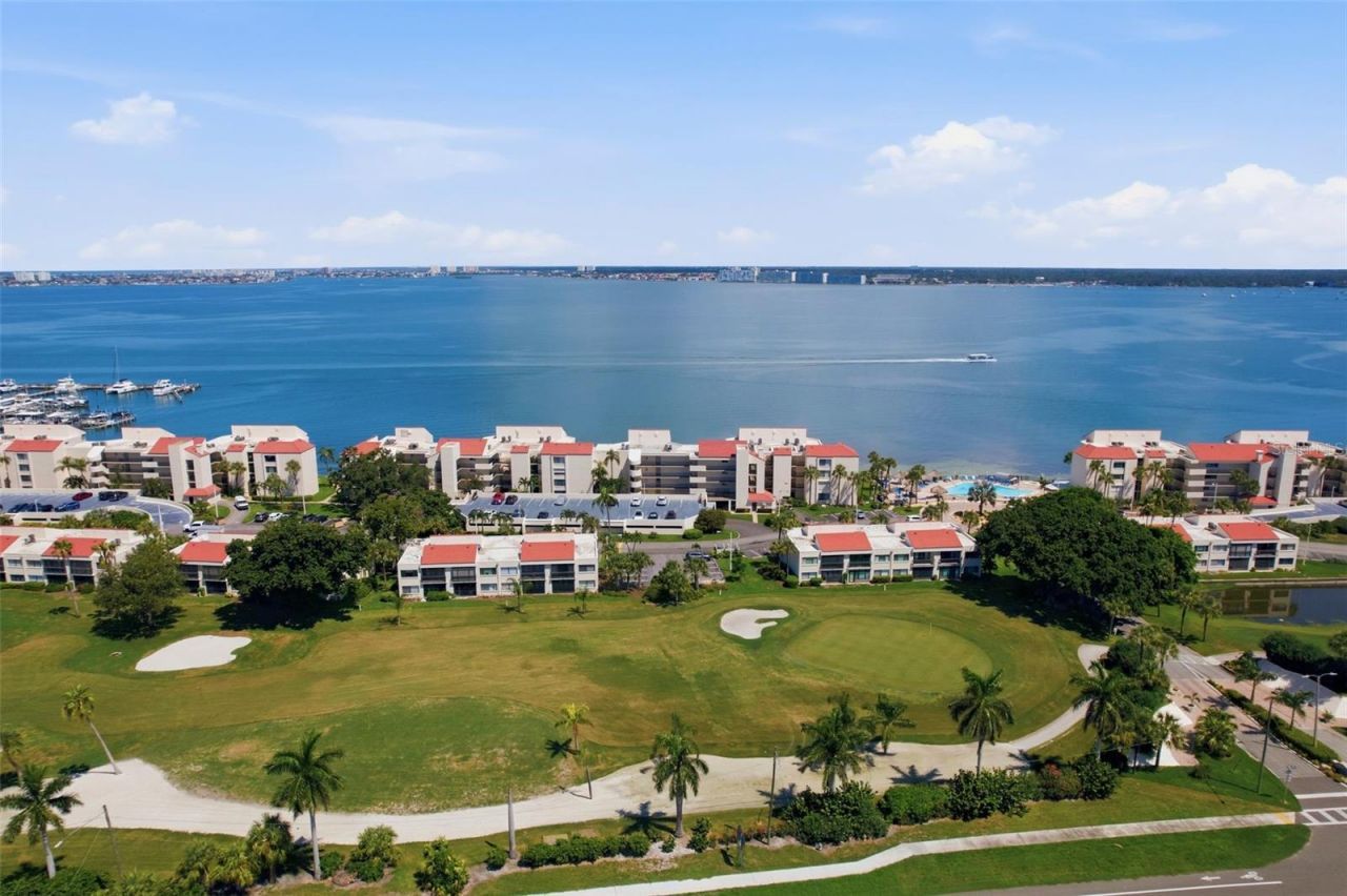 5729 Puerta Del Sol Boulevard S, Unit 186, Saint Petersburg, FL 33715 Photo