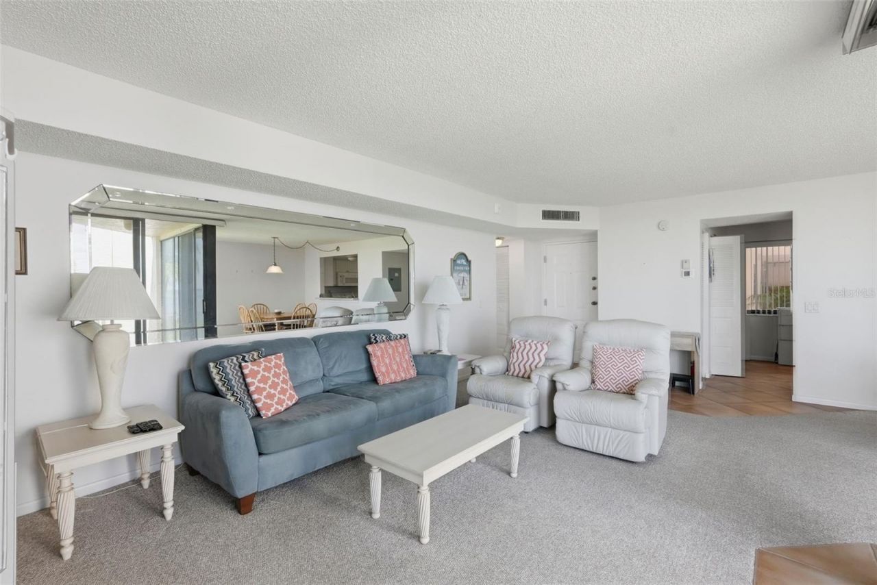 5729 Puerta Del Sol Boulevard S, Unit 186, Saint Petersburg, FL 33715 Photo