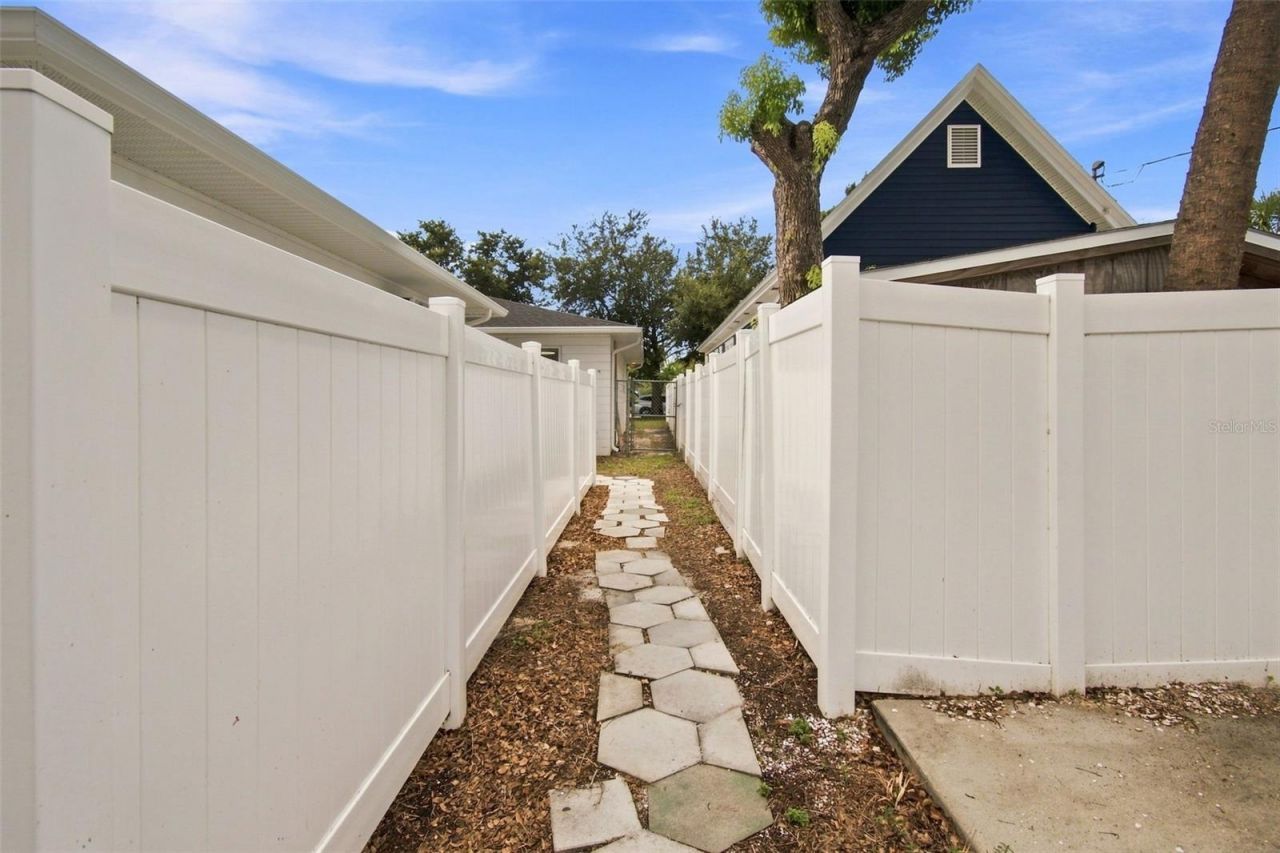 3745 1st Avenue N, Saint Petersburg, FL 33713 Photo