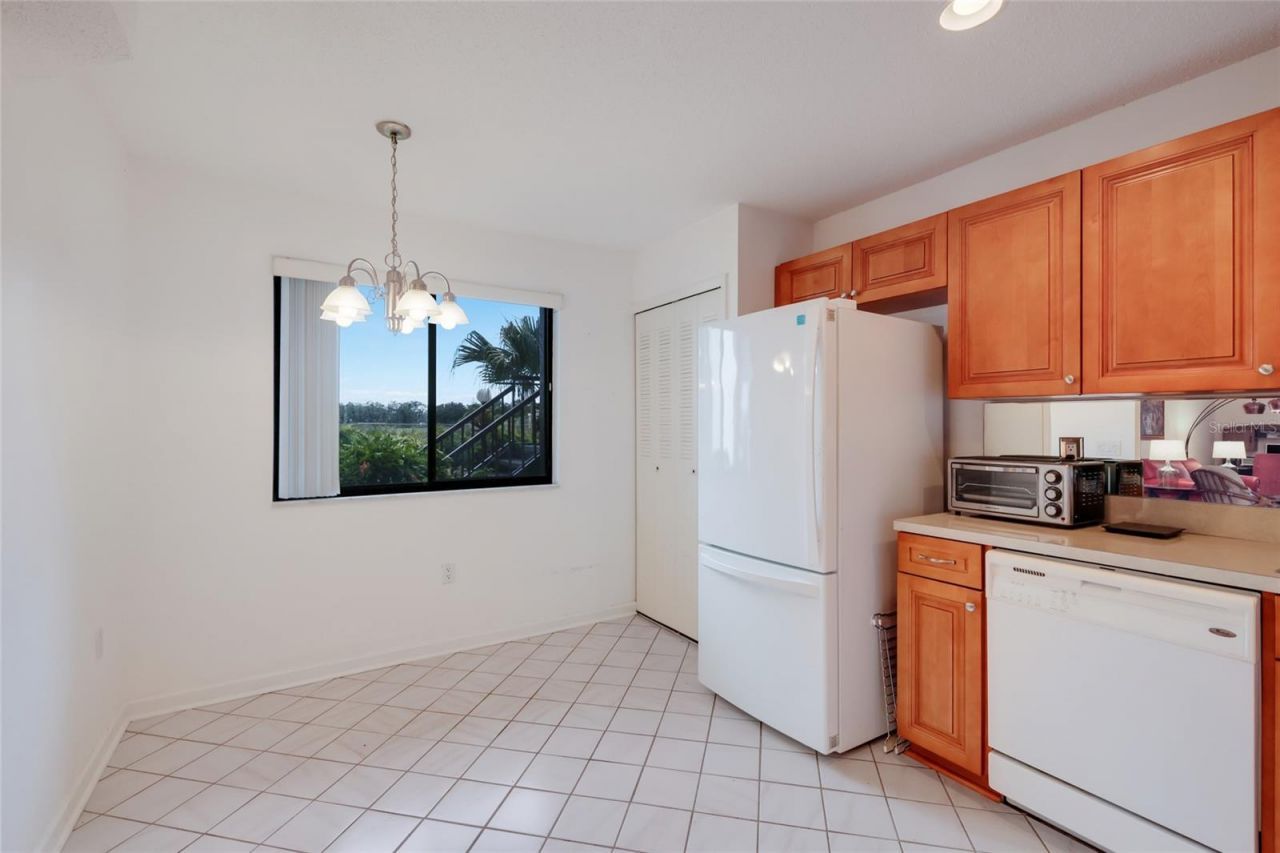 5400 34th Street W, Unit B16, Bradenton, FL 34210 Photo