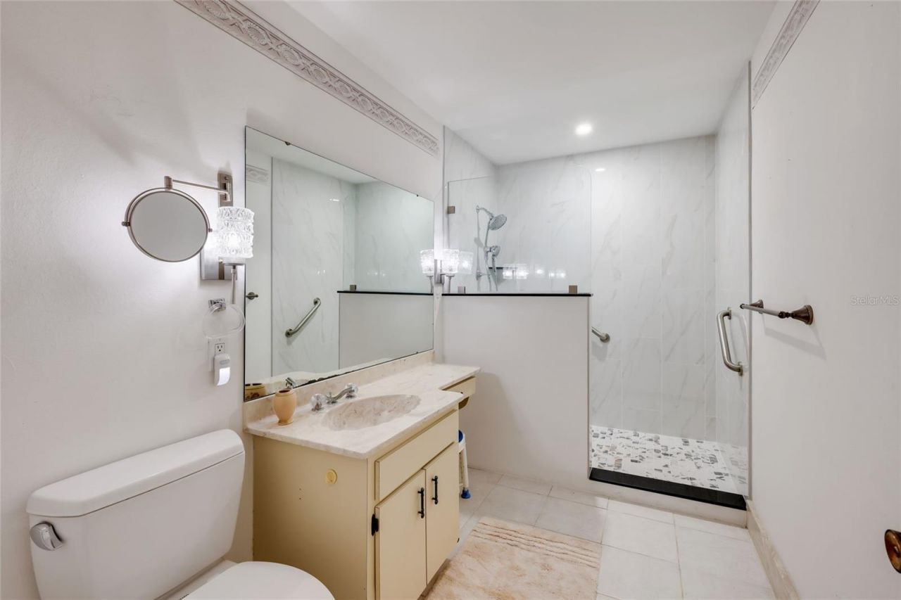 5400 34th Street W, Unit B16, Bradenton, FL 34210 Photo