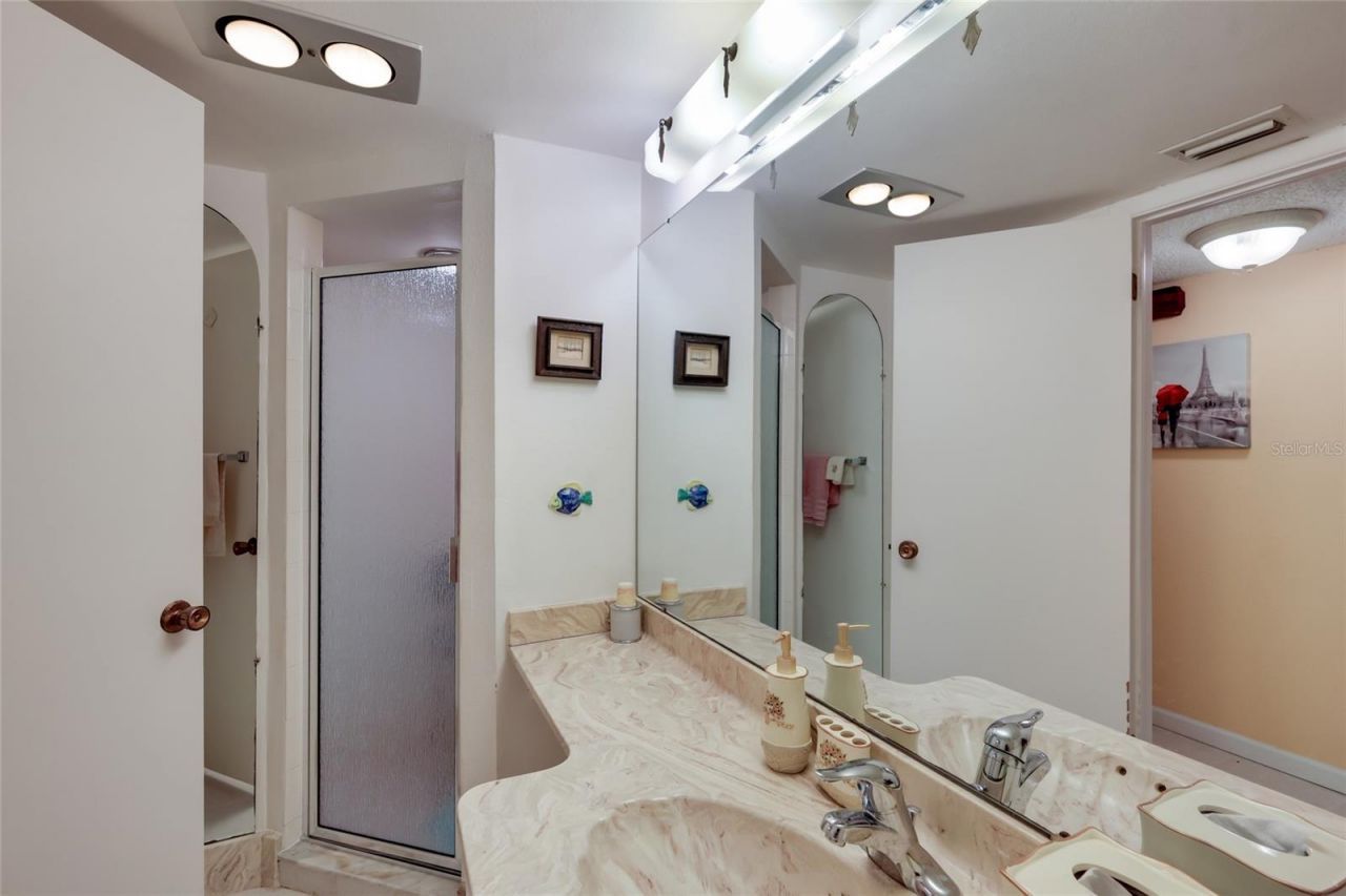 5400 34th Street W, Unit B16, Bradenton, FL 34210 Photo