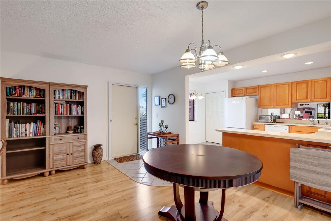 5400 34th Street W, Unit B16, Bradenton, FL 34210 Photo
