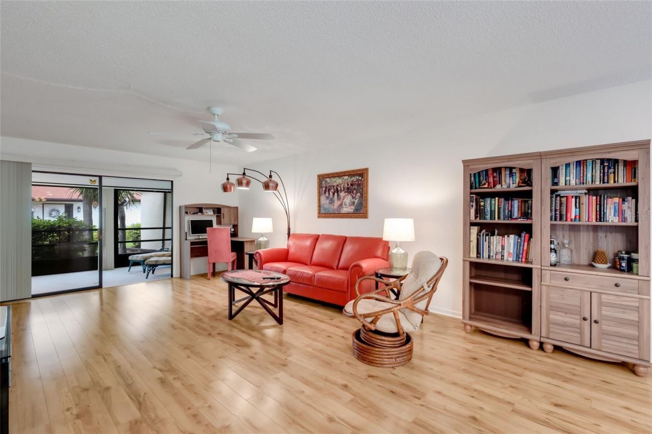 5400 34th Street W, Unit B16, Bradenton, FL 34210 Photo