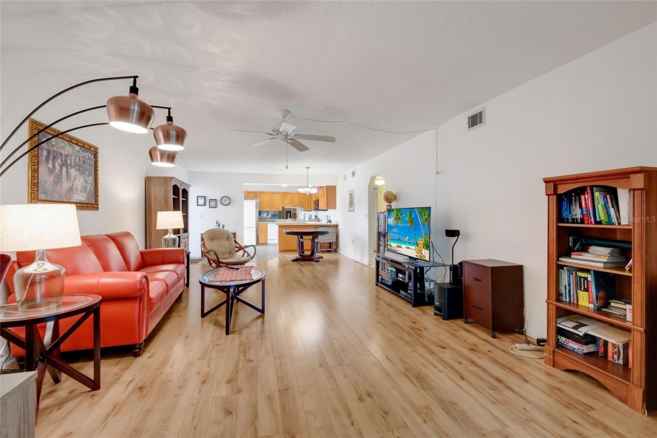 5400 34th Street W, Unit B16, Bradenton, FL 34210 Photo