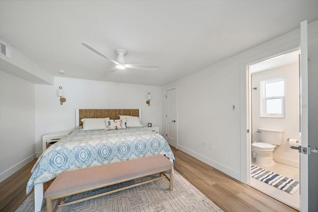 711 Spanish Drive S, Unit 211, Longboat Key, FL 34228 Photo