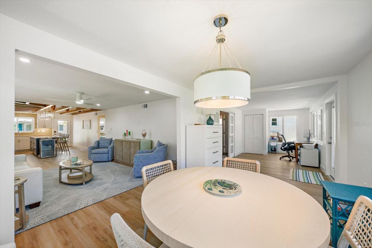 711 Spanish Drive S, Unit 211, Longboat Key, FL 34228 Photo