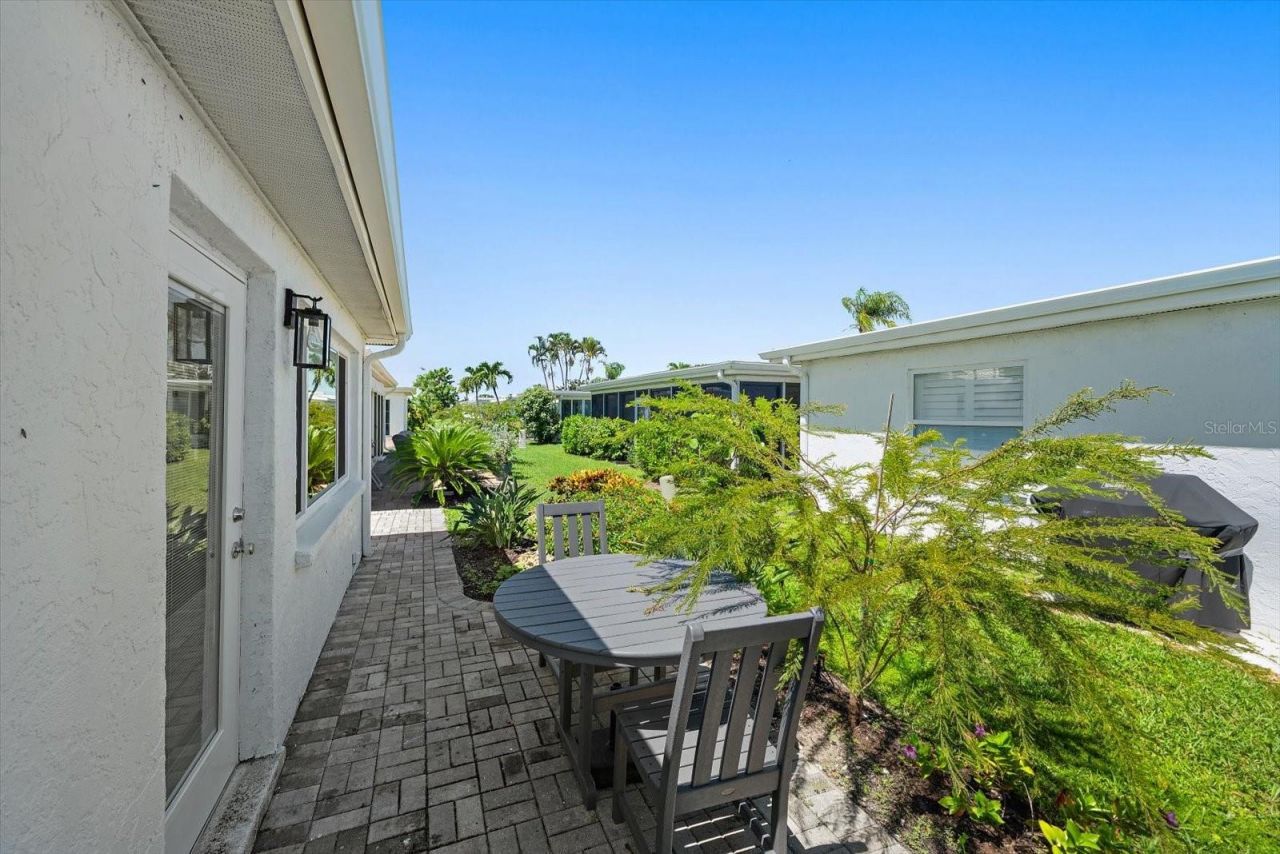 711 Spanish Drive S, Unit 211, Longboat Key, FL 34228 Photo