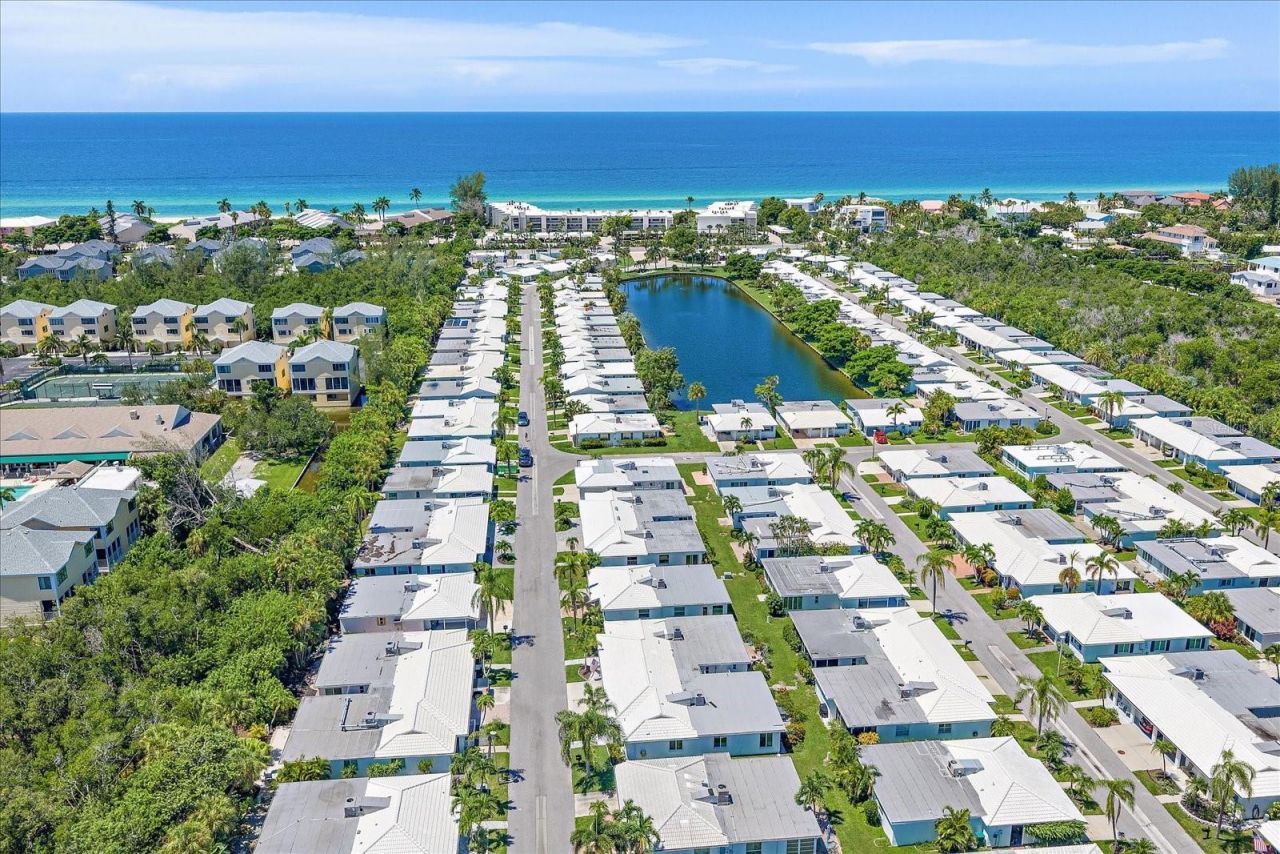 711 Spanish Drive S, Unit 211, Longboat Key, FL 34228 Photo