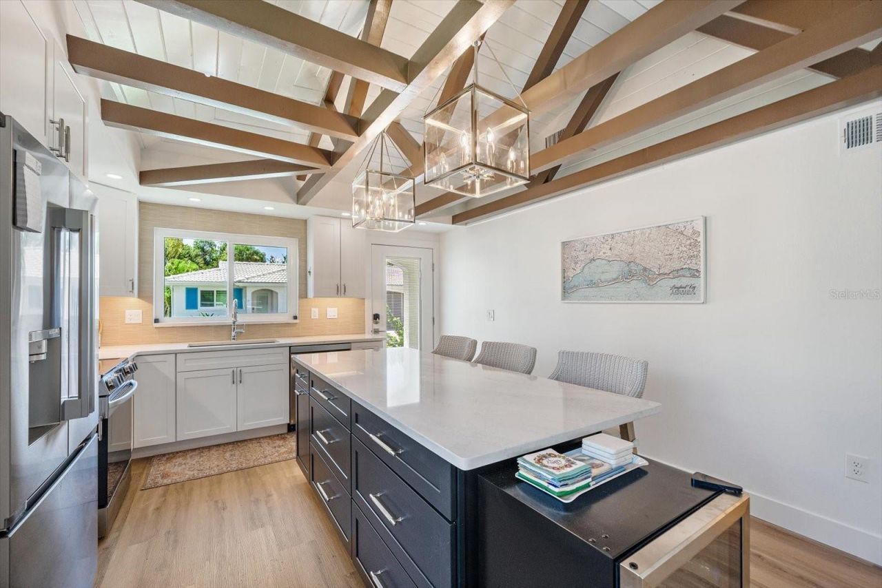 711 Spanish Drive S, Unit 211, Longboat Key, FL 34228 Photo