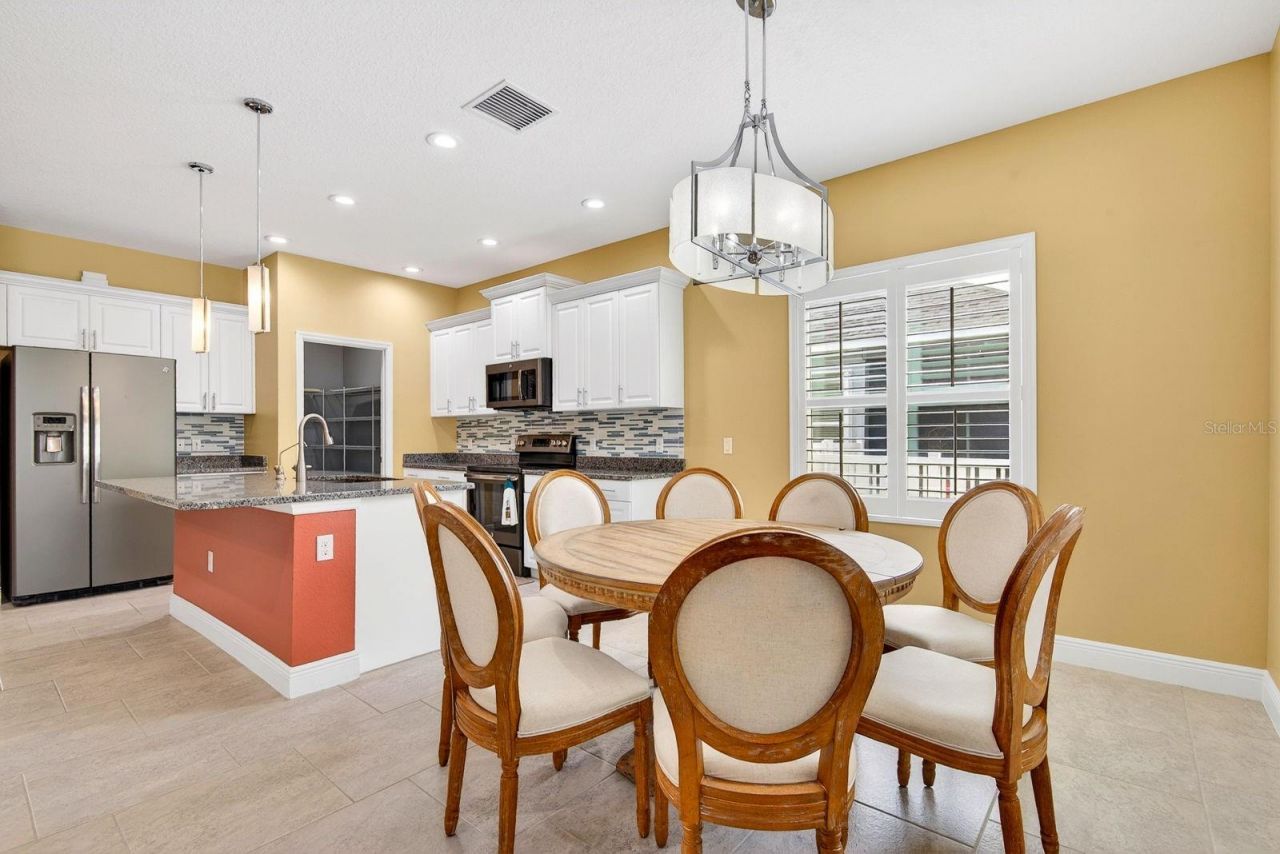 7428 Ridgelake Circle, Bradenton, FL 34203 Photo