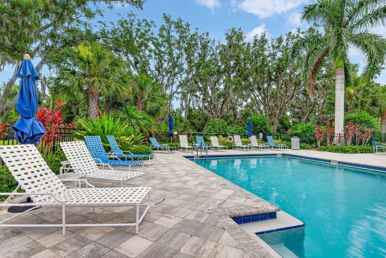7428 Ridgelake Circle, Bradenton, FL 34203 Photo