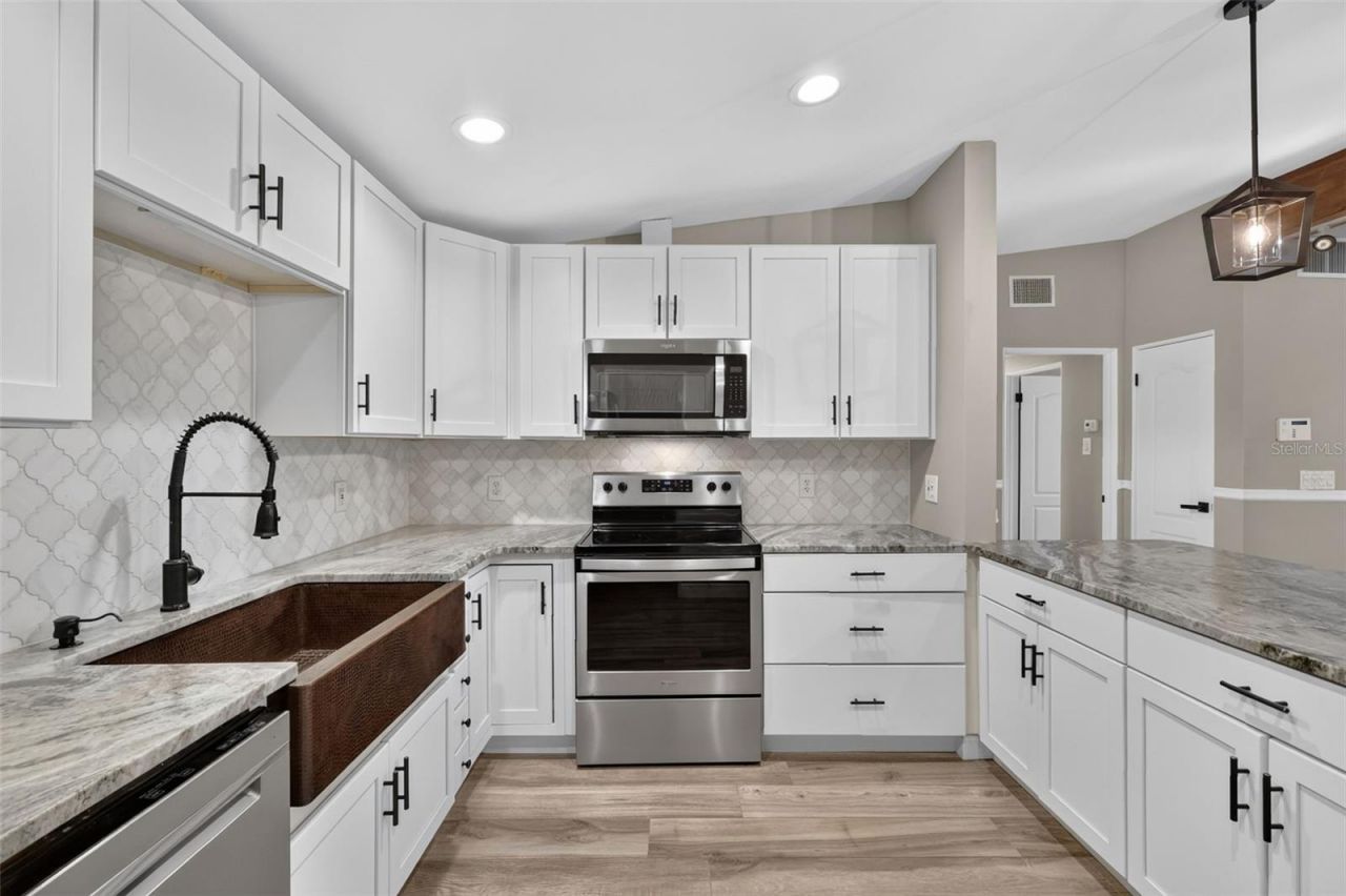 2434 Trace Ave, Belle Isle, FL 32809 Photo