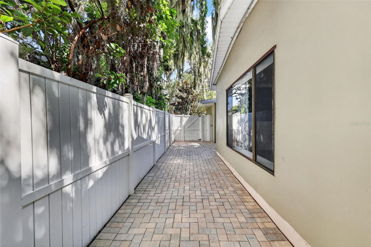 2434 Trace Ave, Belle Isle, FL 32809 Photo