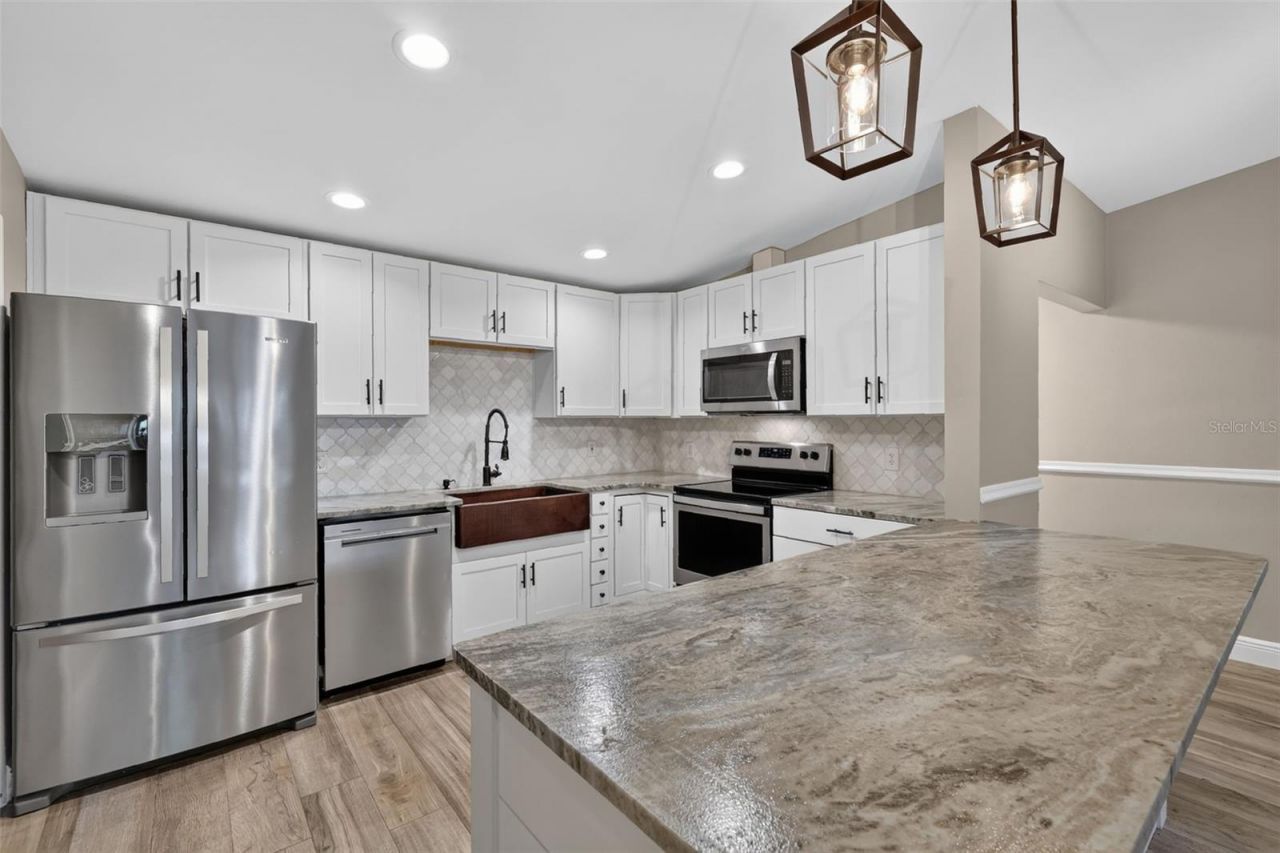 2434 Trace Ave, Belle Isle, FL 32809 Photo