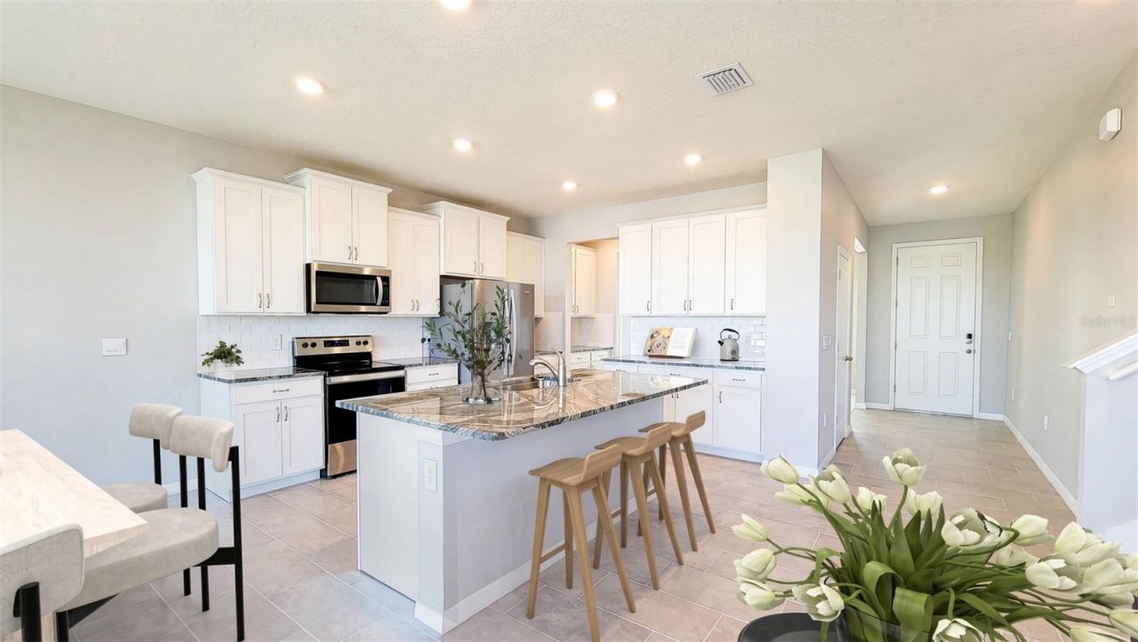 5748 Woodland Sage Drive, Sarasota, FL 34238 Photo