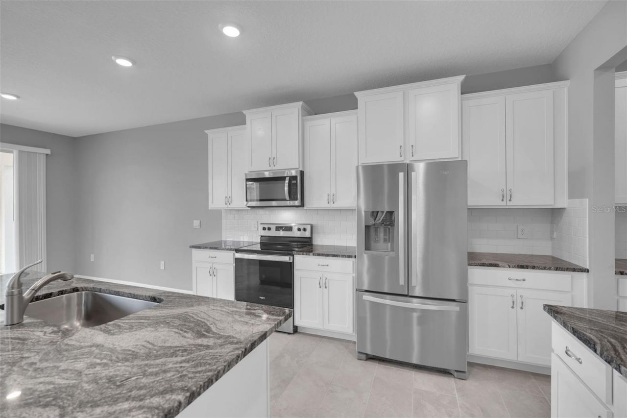 5748 Woodland Sage Drive, Sarasota, FL 34238 Photo