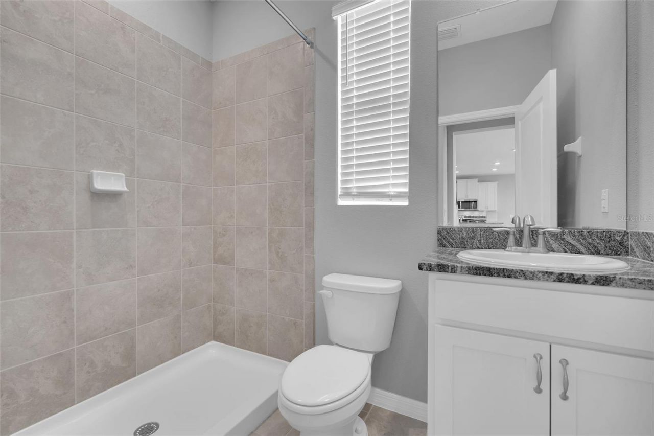 5748 Woodland Sage Drive, Sarasota, FL 34238 Photo
