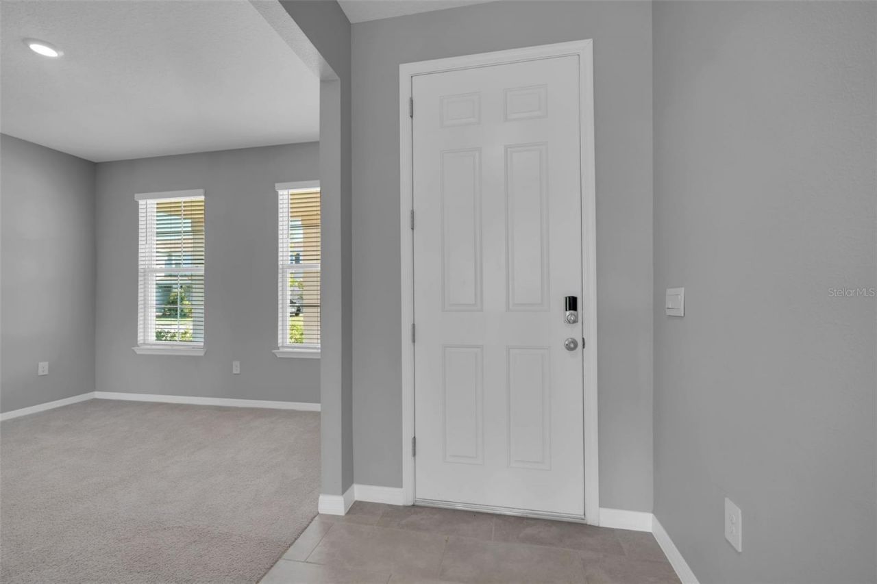 5748 Woodland Sage Drive, Sarasota, FL 34238 Photo