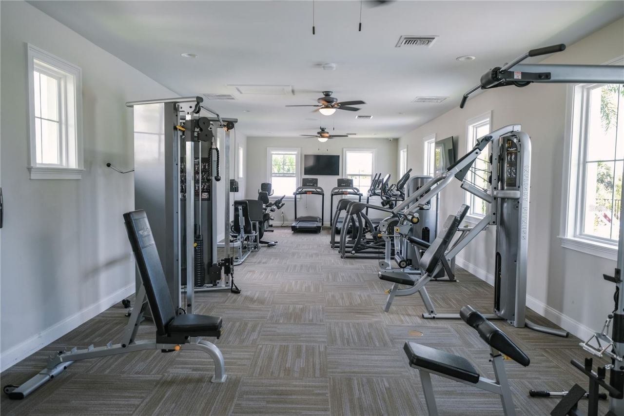 5748 Woodland Sage Drive, Sarasota, FL 34238 Photo