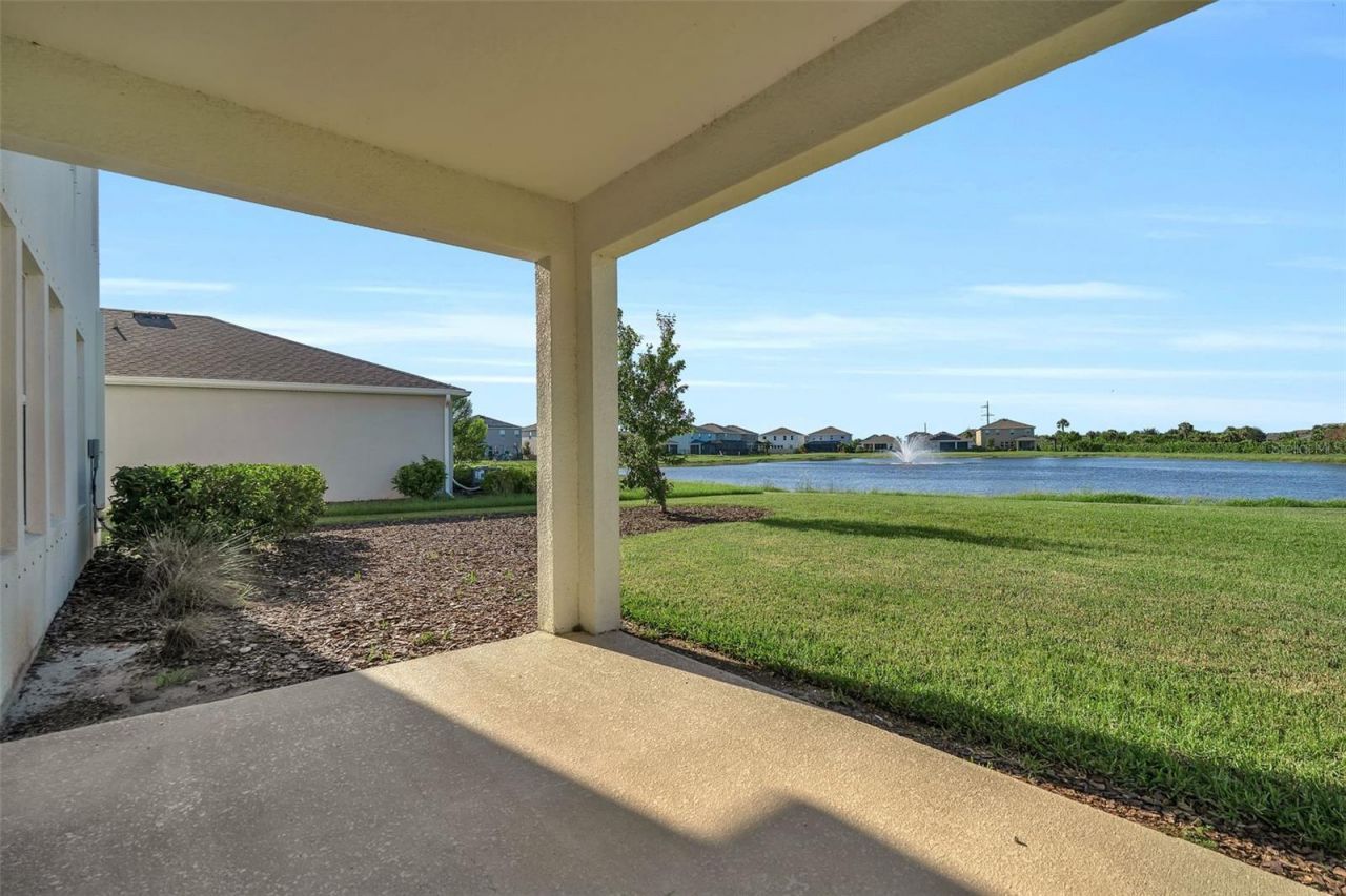 5748 Woodland Sage Drive, Sarasota, FL 34238 Photo
