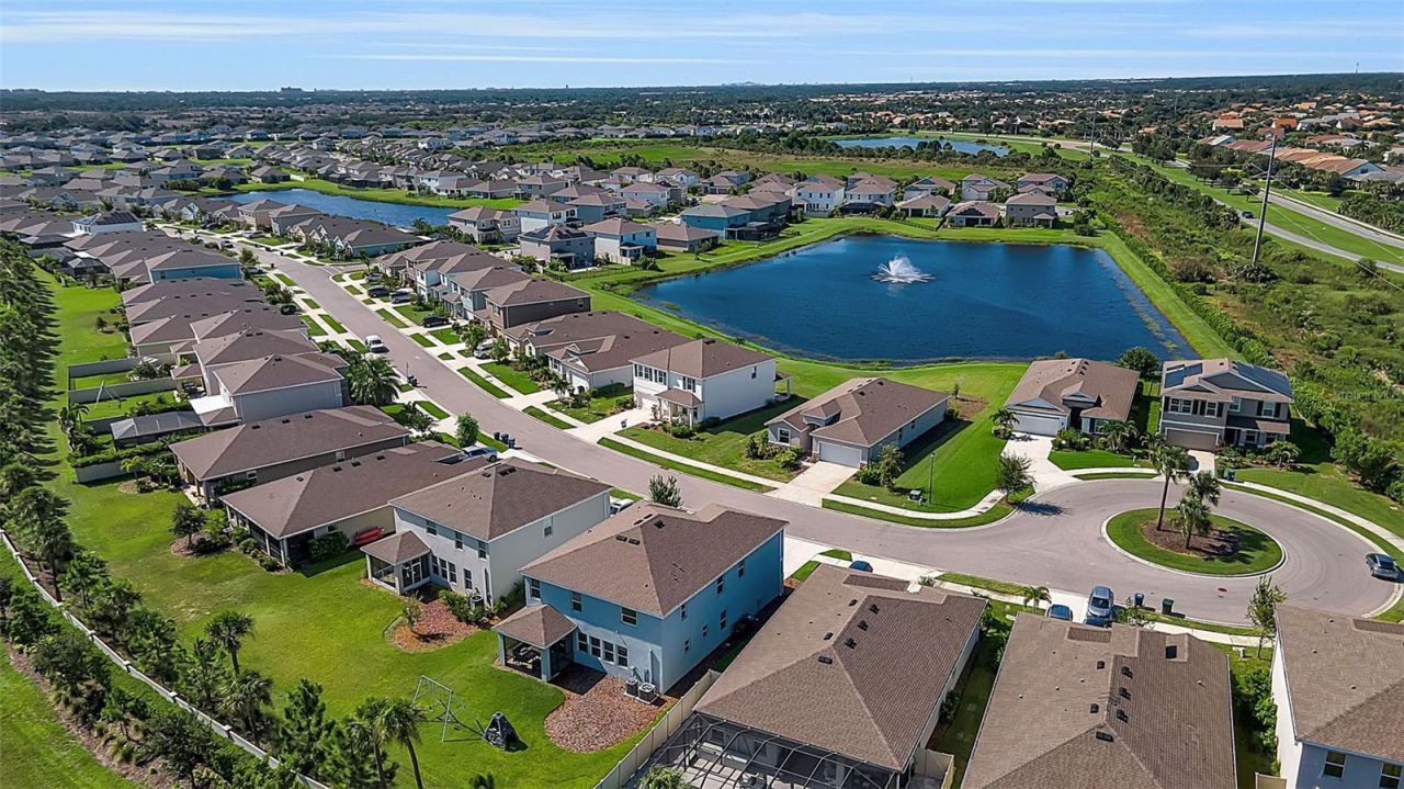 5748 Woodland Sage Drive, Sarasota, FL 34238 Photo