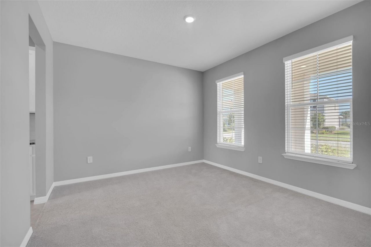 5748 Woodland Sage Drive, Sarasota, FL 34238 Photo