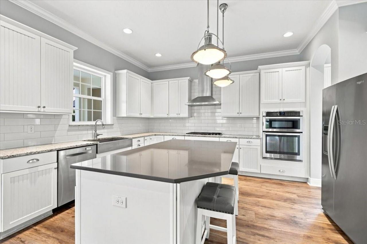 8124 37th Avenue Circle W, Bradenton, FL 34209 Photo
