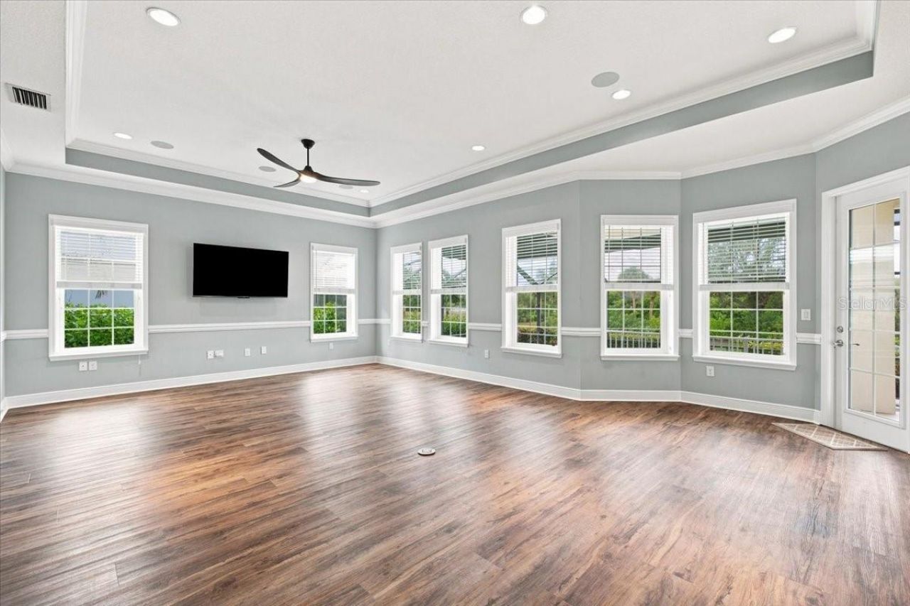 8124 37th Avenue Circle W, Bradenton, FL 34209 Photo