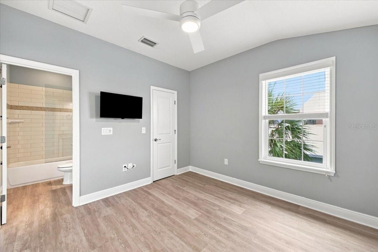 8124 37th Avenue Circle W, Bradenton, FL 34209 Photo