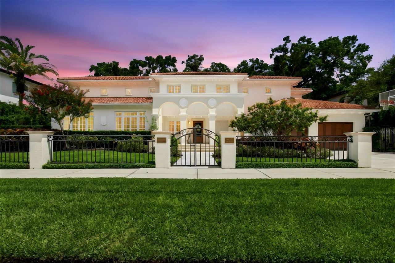 4537 W Swann Avenue, Tampa, FL 33609 Photo